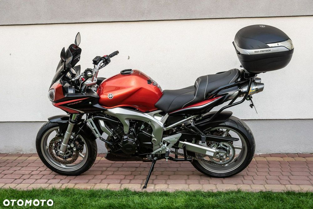 Yamaha FZ - 6