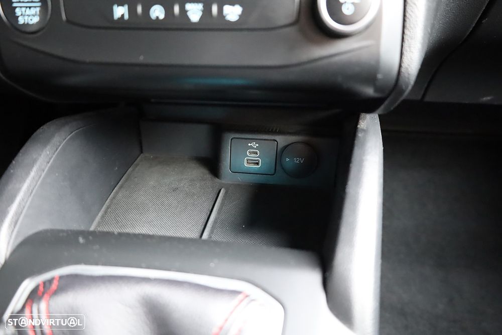 Ford Focus 1.0 EcoBoost MHEV ST-Line - 21