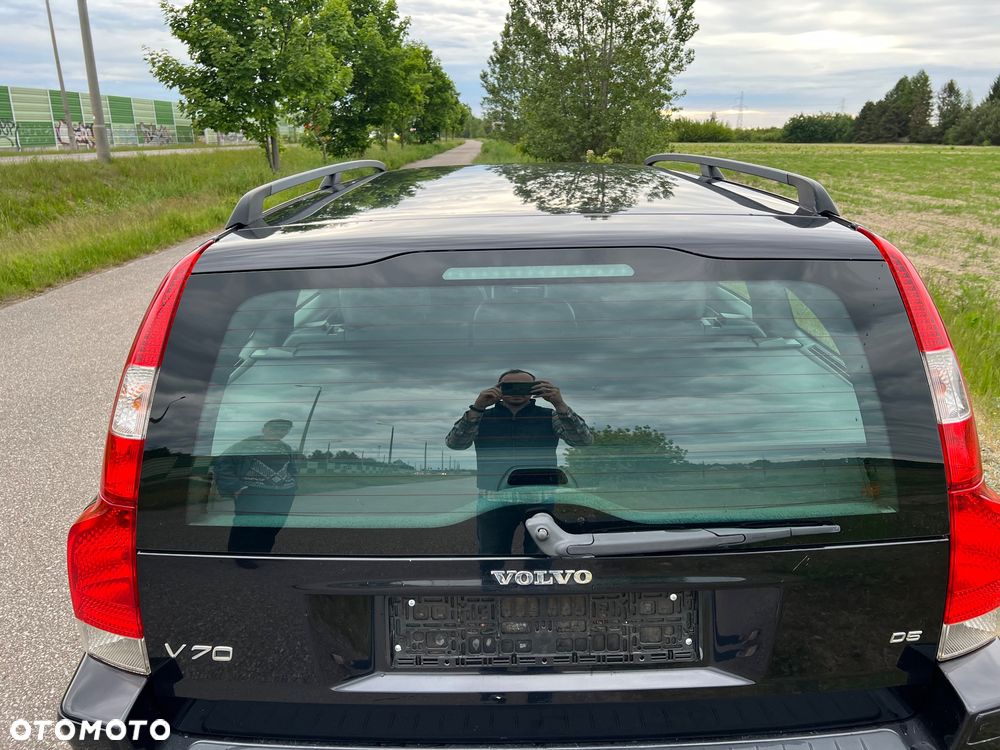 Volvo V70 D5 Momentum - 6