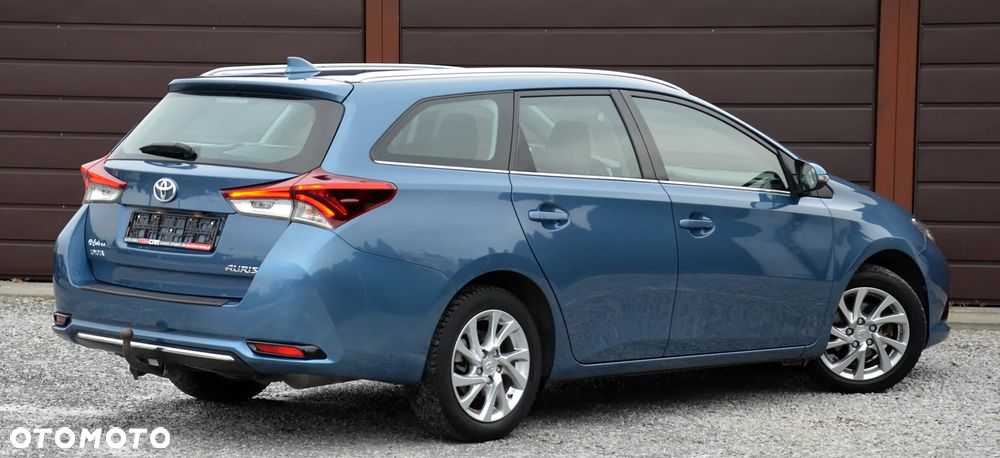 Toyota Auris 1.33 VVT-i - 5