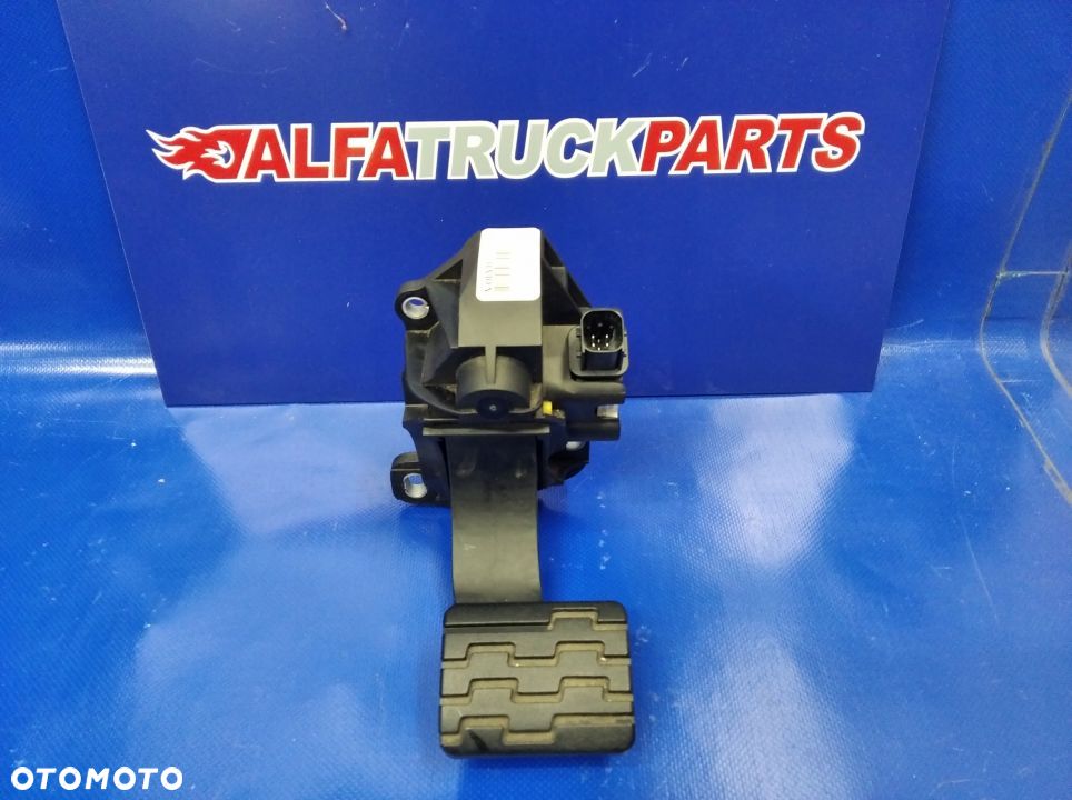 VOLVO FH 4 PEDAŁ GAZU - 1