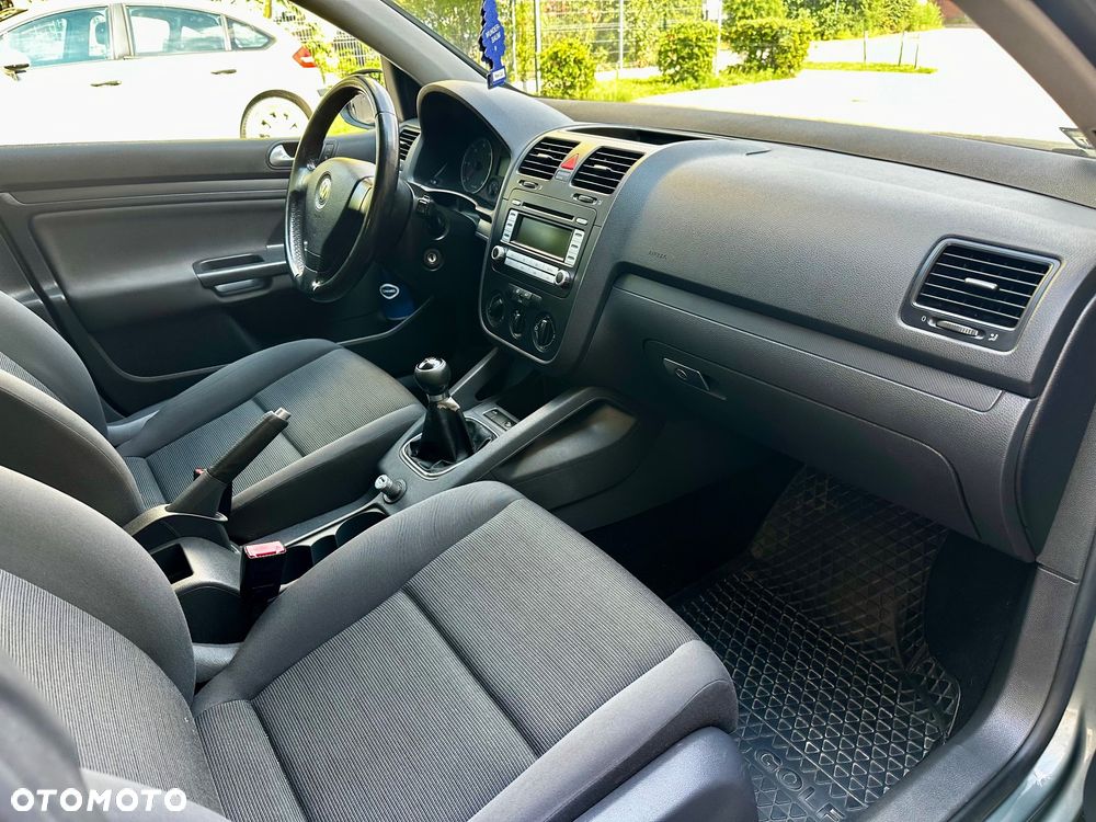 Volkswagen Golf 1.9 TDI Trendline - 8