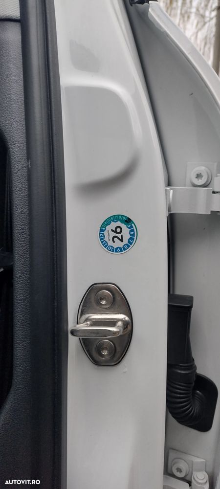 Audi A4 30 TDI S tronic advanced - 36