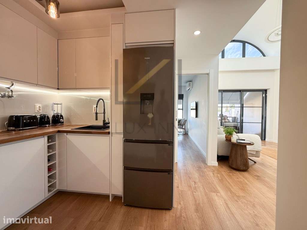 Apartamento T1 totalmente remodelado no Condomínio Palmela Village,... - Grande imagem: 4/22