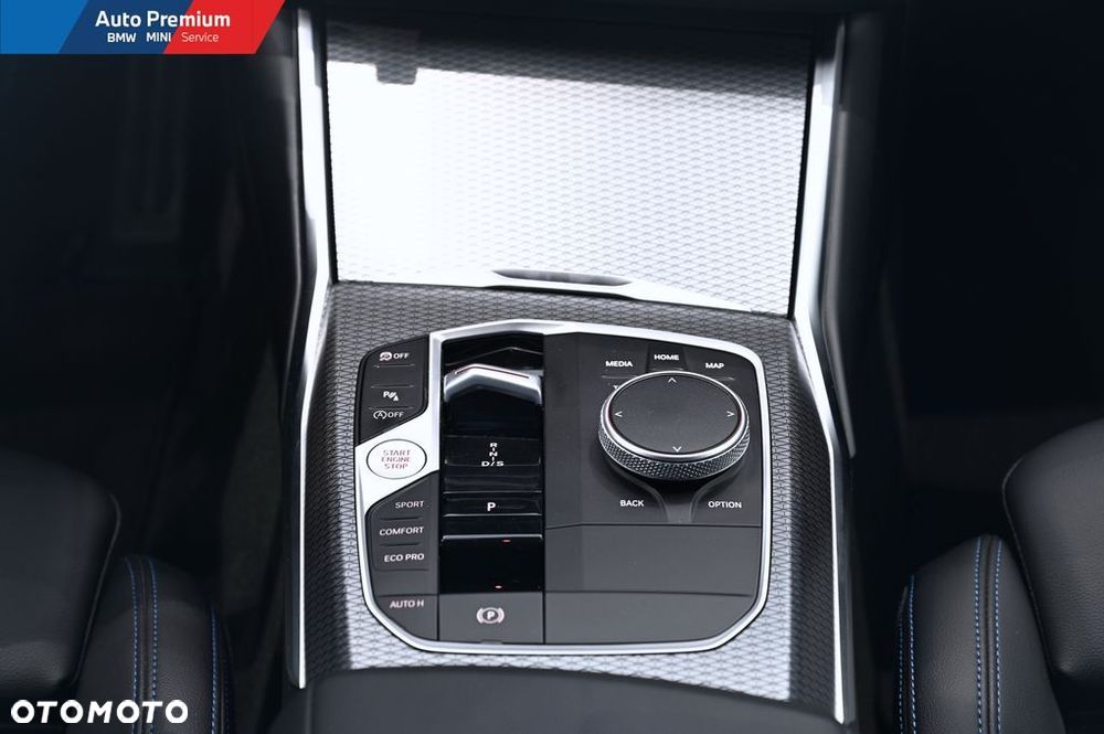 BMW Seria 3 330i xDrive - 20