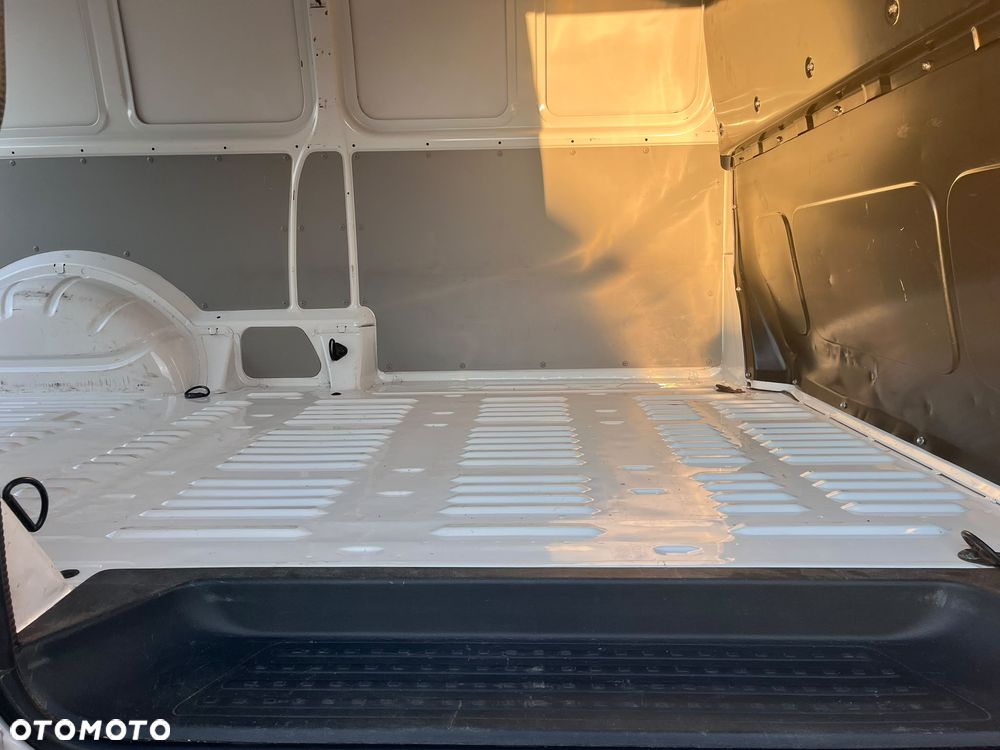 Volkswagen TRANSPORTER - 7