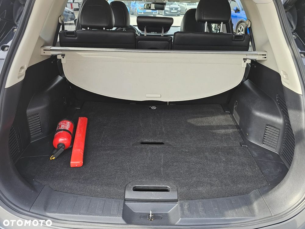 Nissan X-Trail 1.7 dCi Tekna 2WD Xtronic - 11