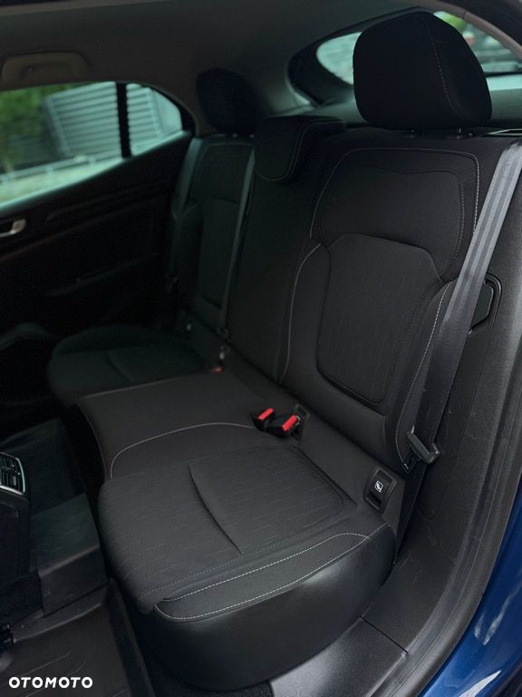 Renault Megane TCe 140 GPF INTENS - 8