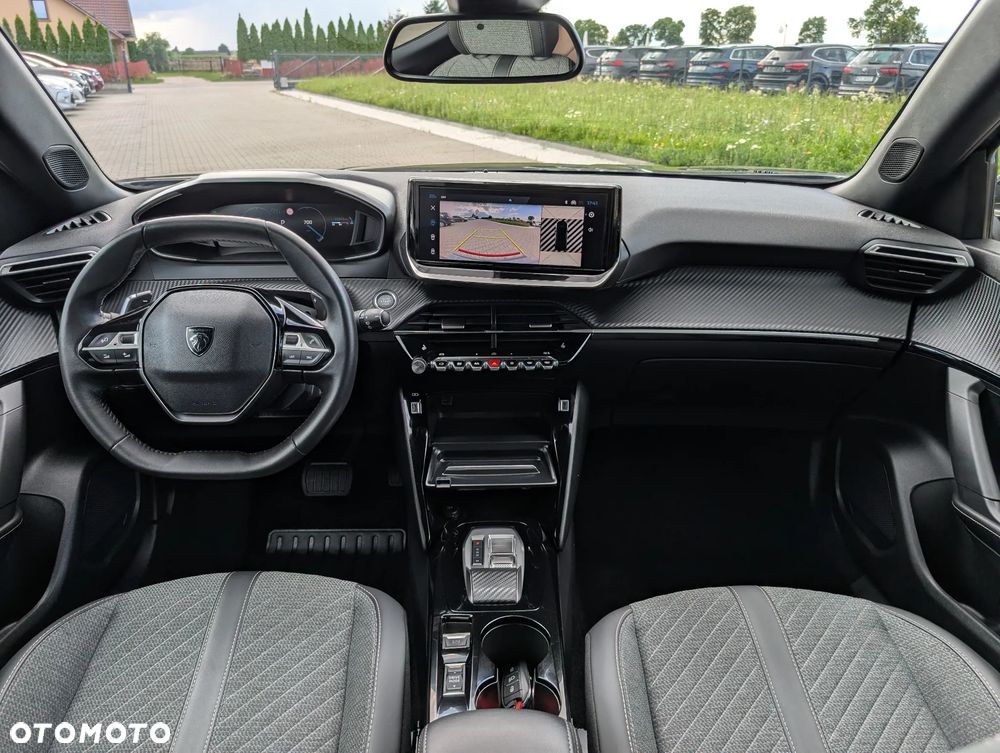 Peugeot 2008 PureTech 130 EAT8 Allure - 28
