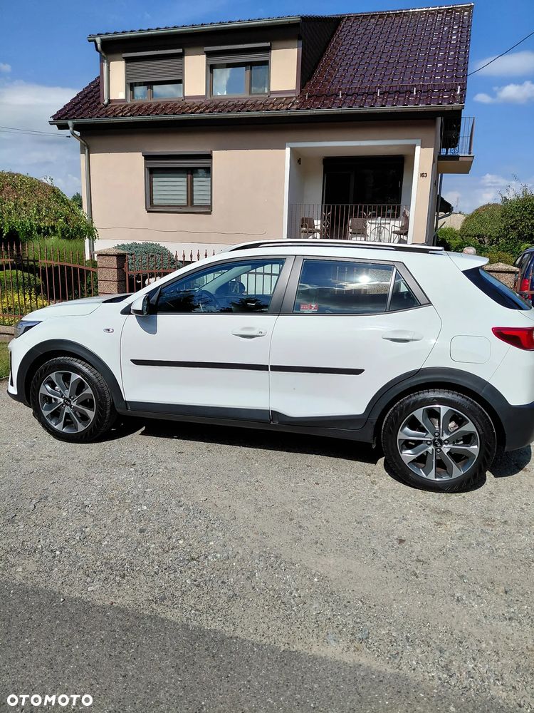 Kia Stonic 1.4 L - 13