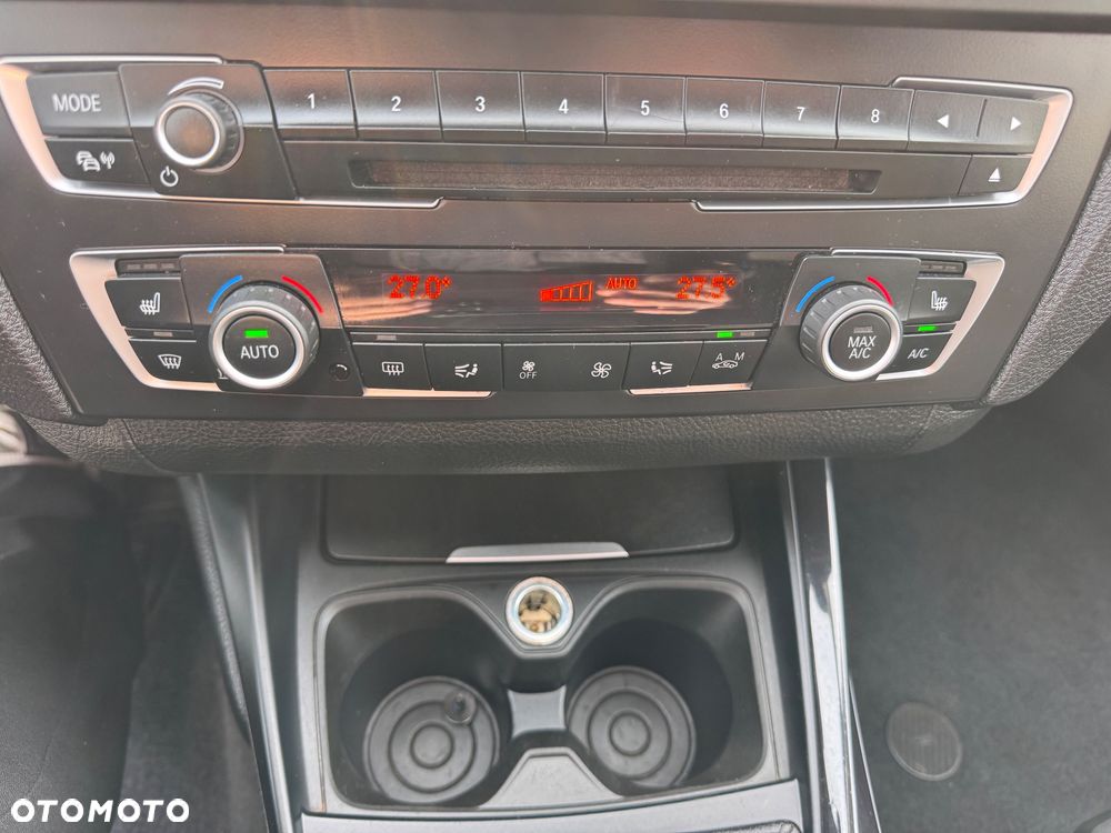 BMW Seria 1 116i Sport Line - 15