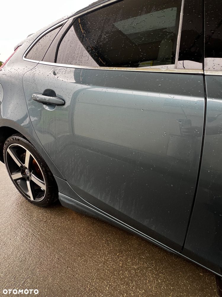 Volvo V40 D2 Summum - 18