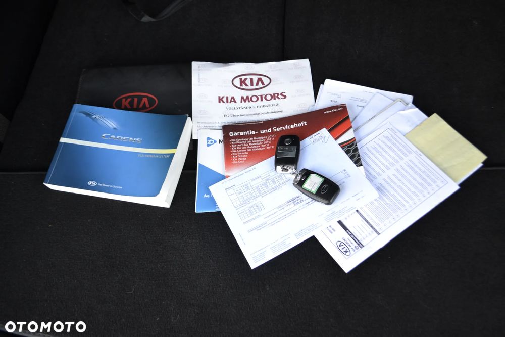 Kia Carens 1.7 CRDi Business Line 7os - 35