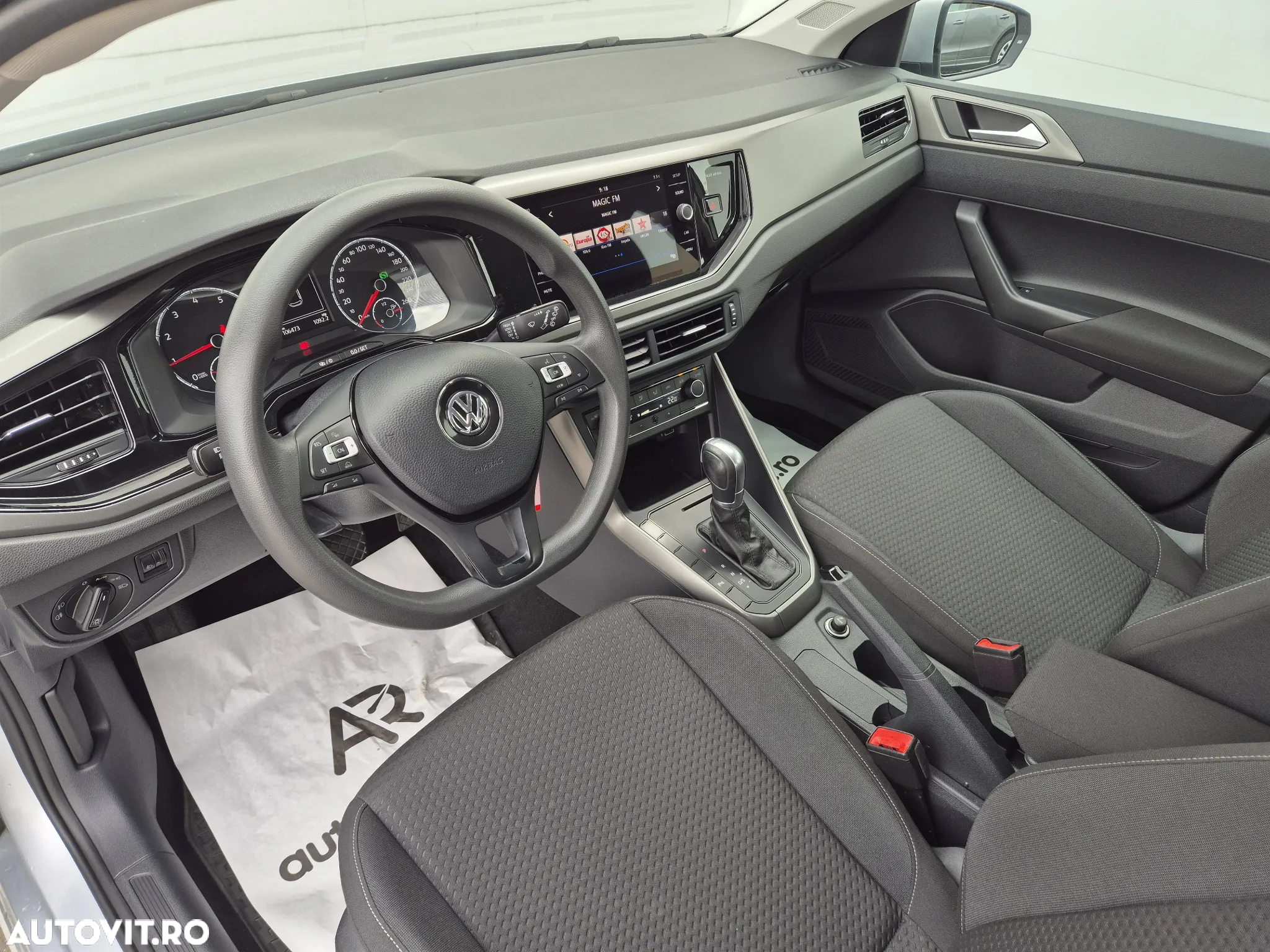 Volkswagen Polo 1.0 TSI DSG Comfortline - 8