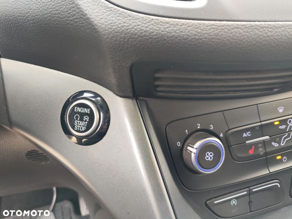 Ford Kuga 2.0 TDCi 4x4 Trend - 21