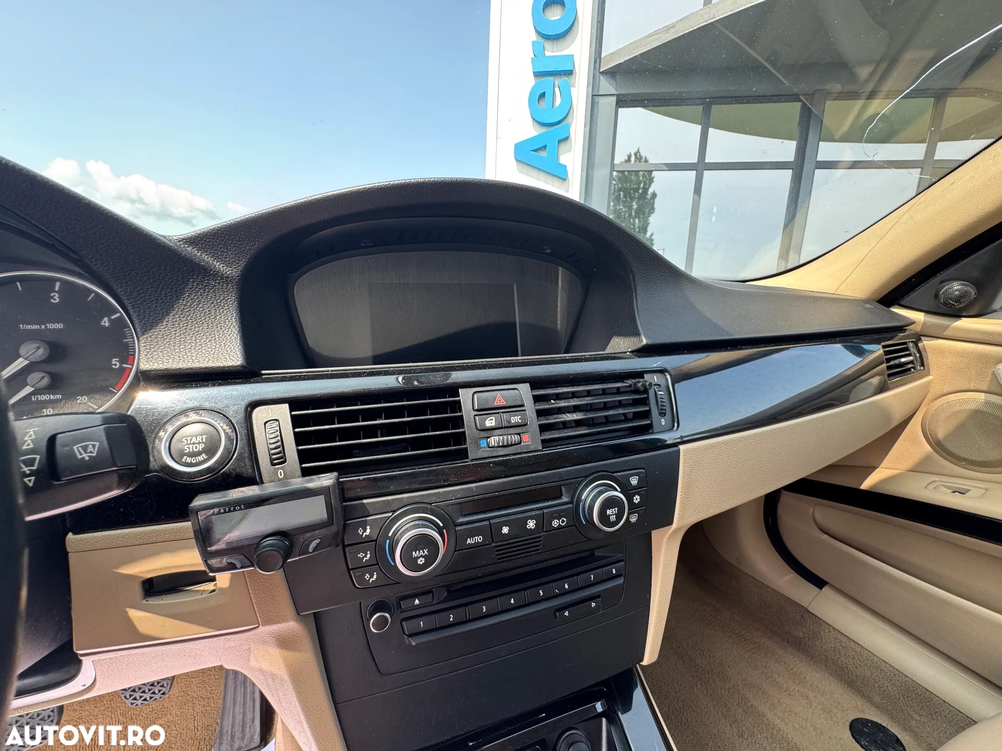 BMW Seria 3 320d - 23