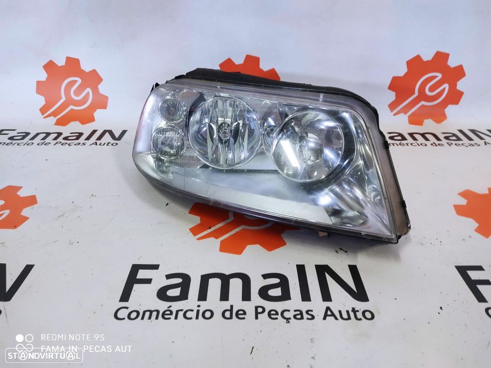 Ótica Direita - VW Sharan - 1