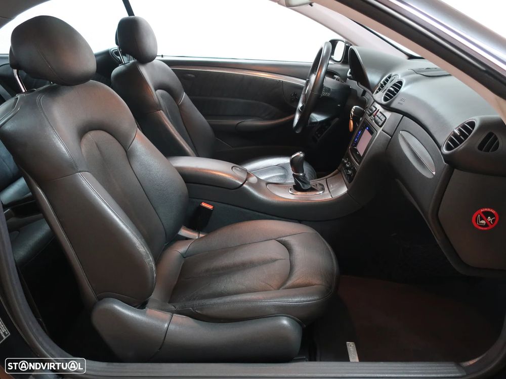 Mercedes-Benz CLK 270 - 24