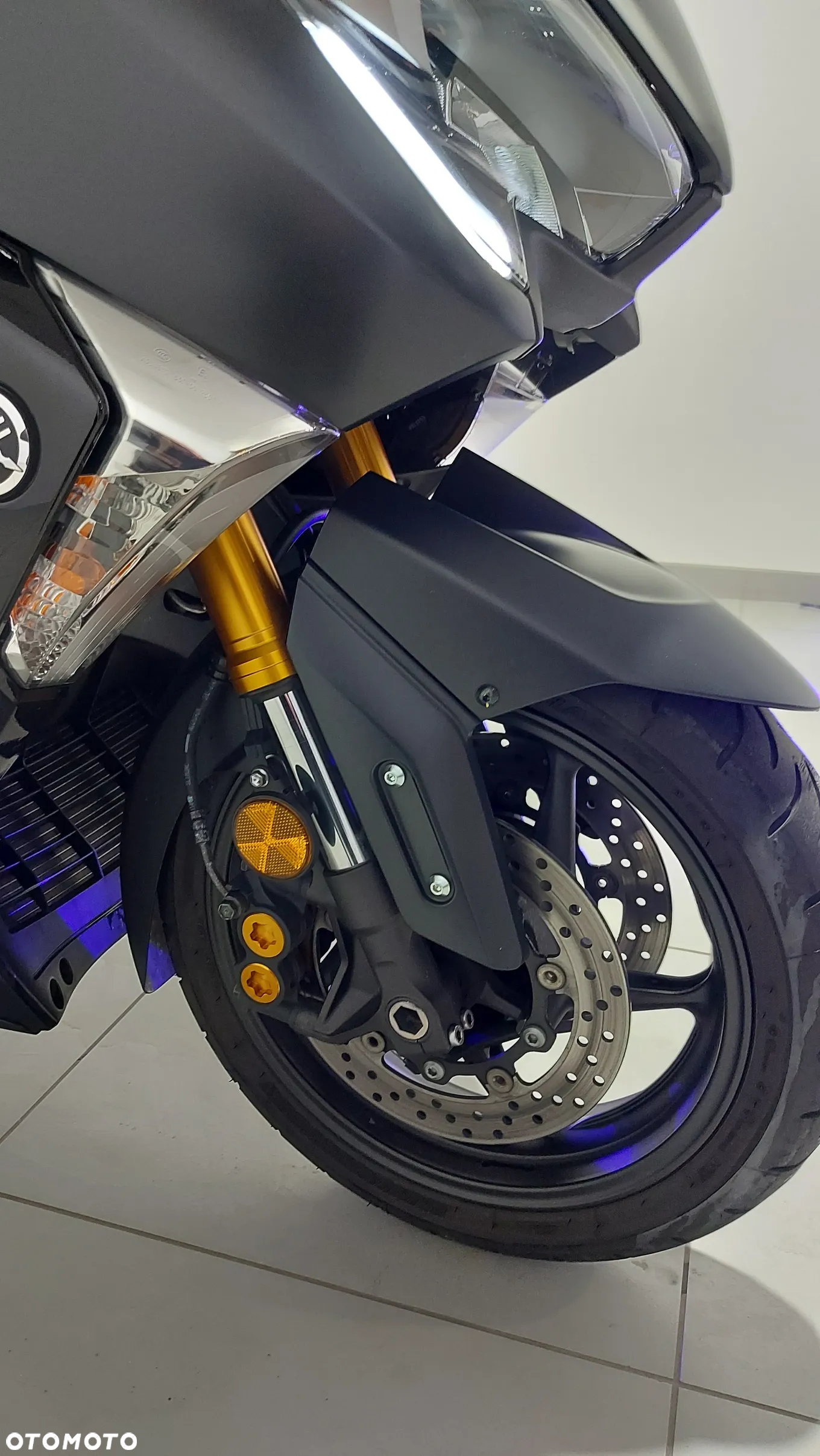 Yamaha Tmax - 24