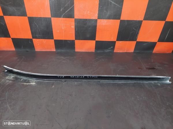 Guia Porta Lateral Cima Mercedes-Benz Sprinter 3-T Caixa (906) - 1