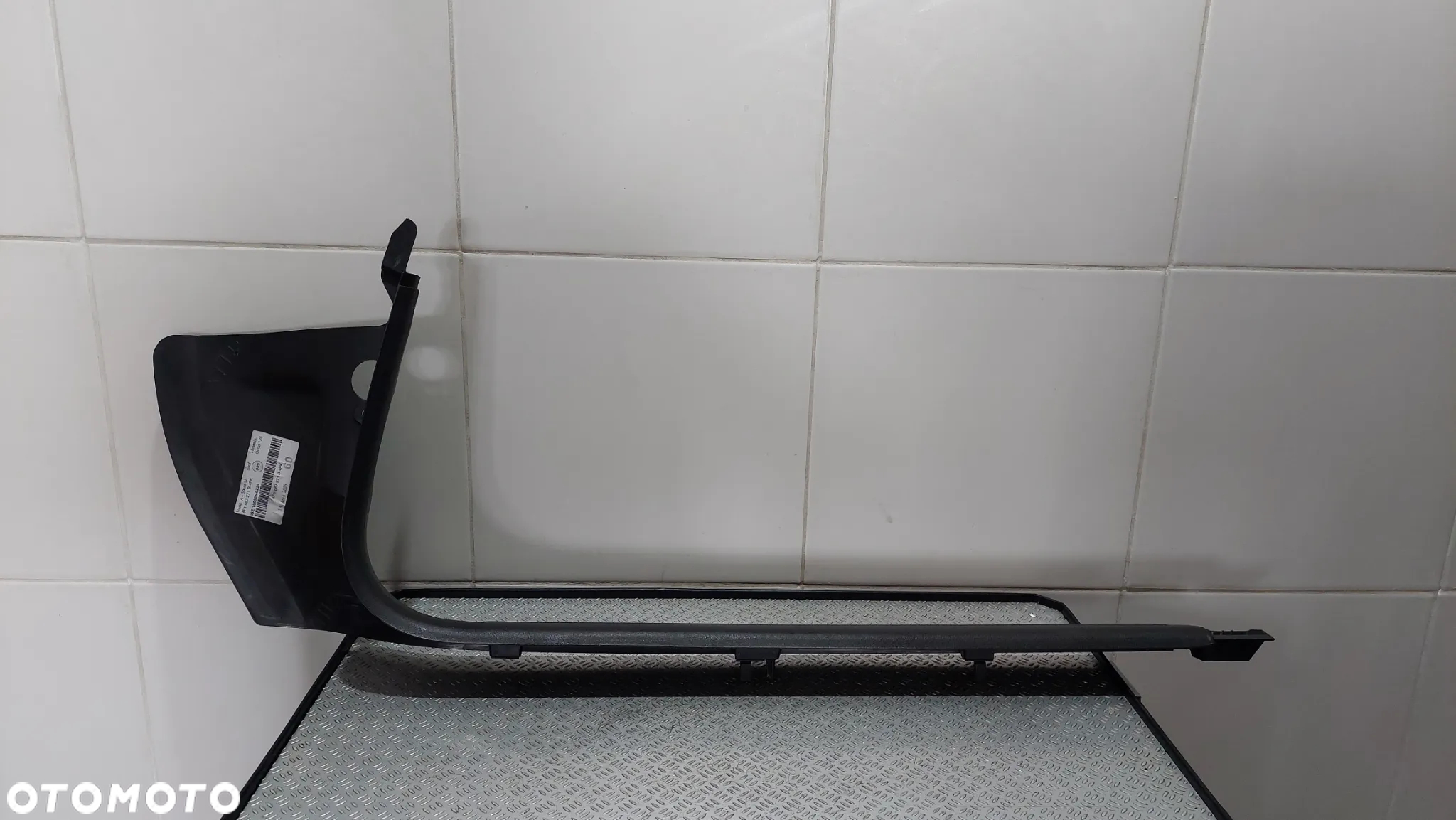 LISTWA NAKŁADKA PROGOWA LEWA PRZÓD AUDI A6 C6 3,2 V6 FSI R2005 NR 4F1867271B - 2