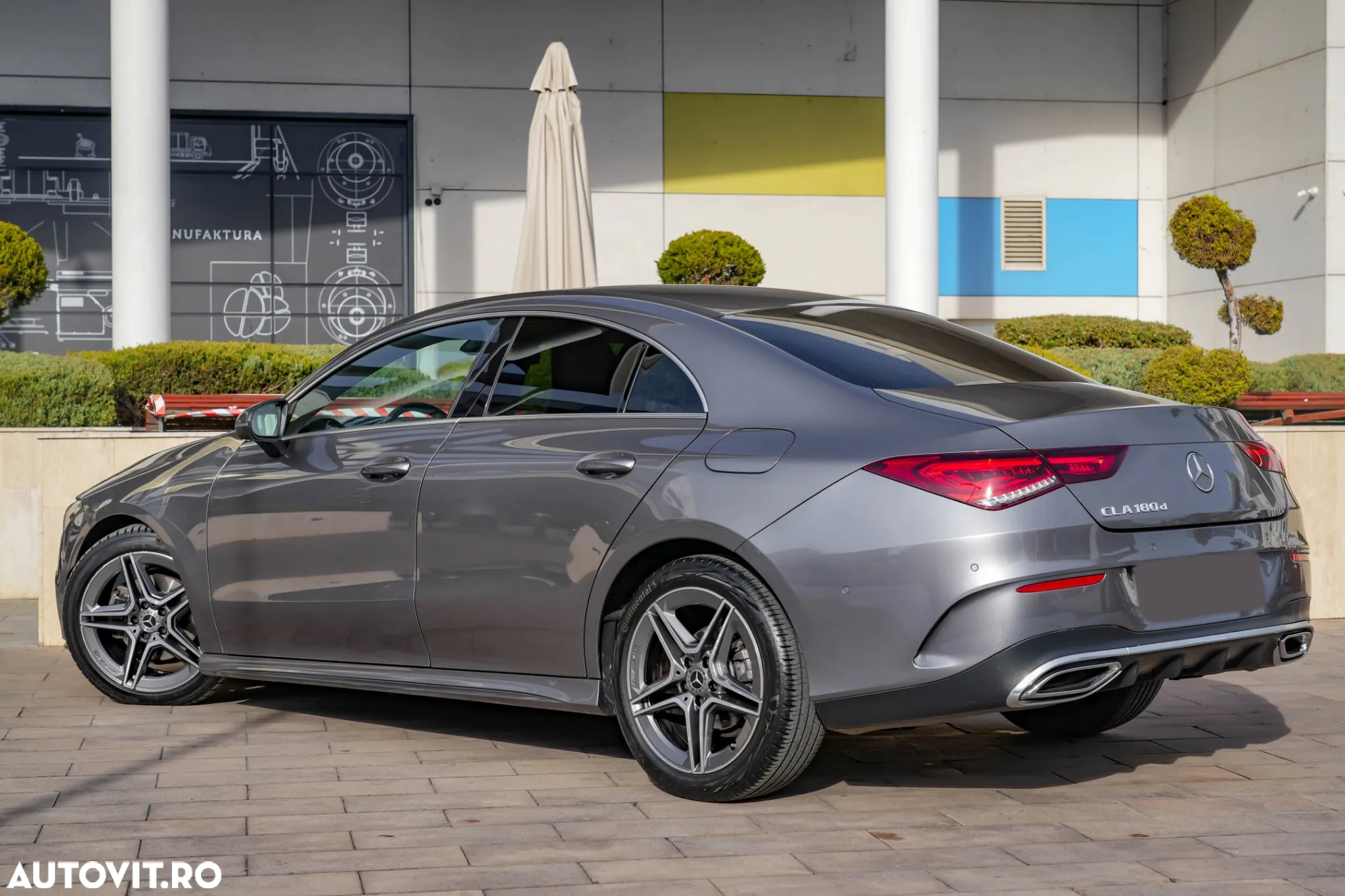 Mercedes-Benz CLA 180 d 7G-DCT AMG Line - 10