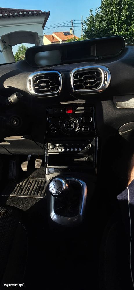 Citroën C3 Picasso 1.6 HDi Exclusive Airdream - 4