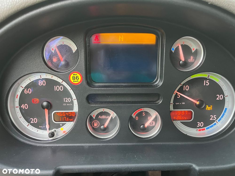 DAF CF 310 - 23