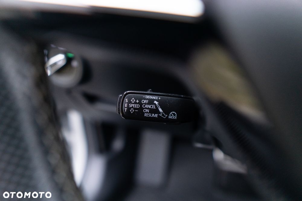 Skoda Superb 2.0 TDI 4x4 DSG SportLine - 23