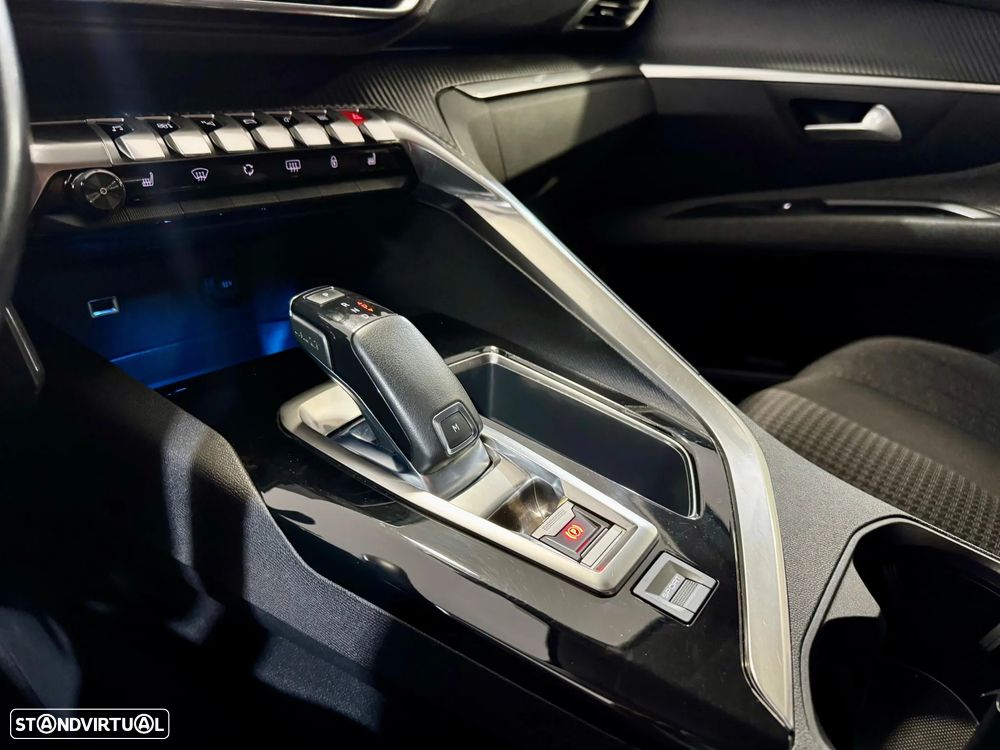 Peugeot 5008 PureTech 130 EAT6 Active - 3