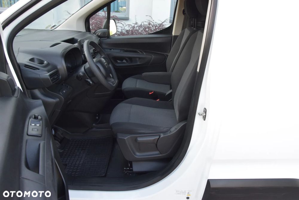 Citroën BERLINGO - 16