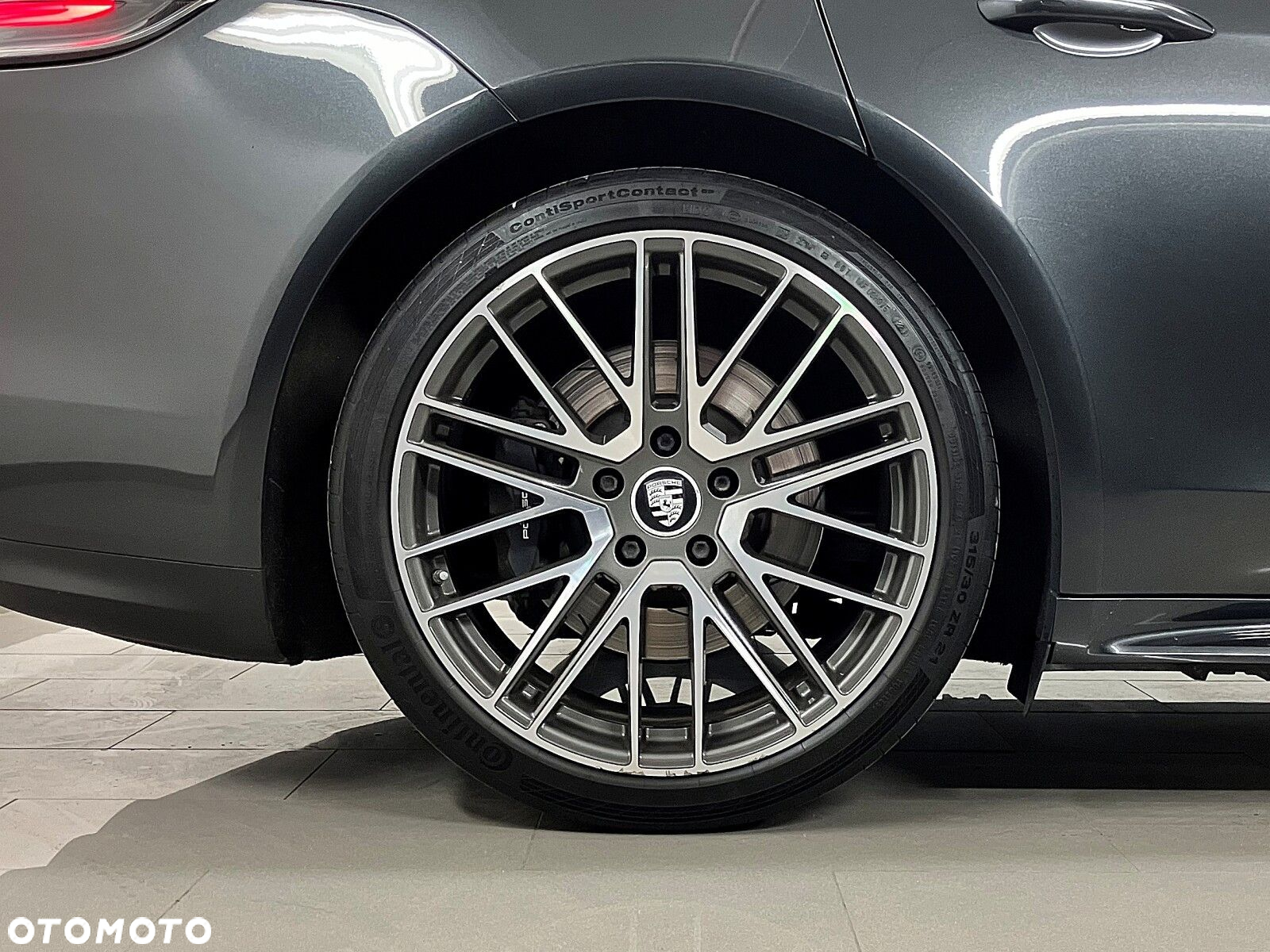 Porsche Panamera - 15