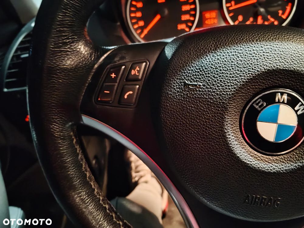 BMW Seria 1 - 39