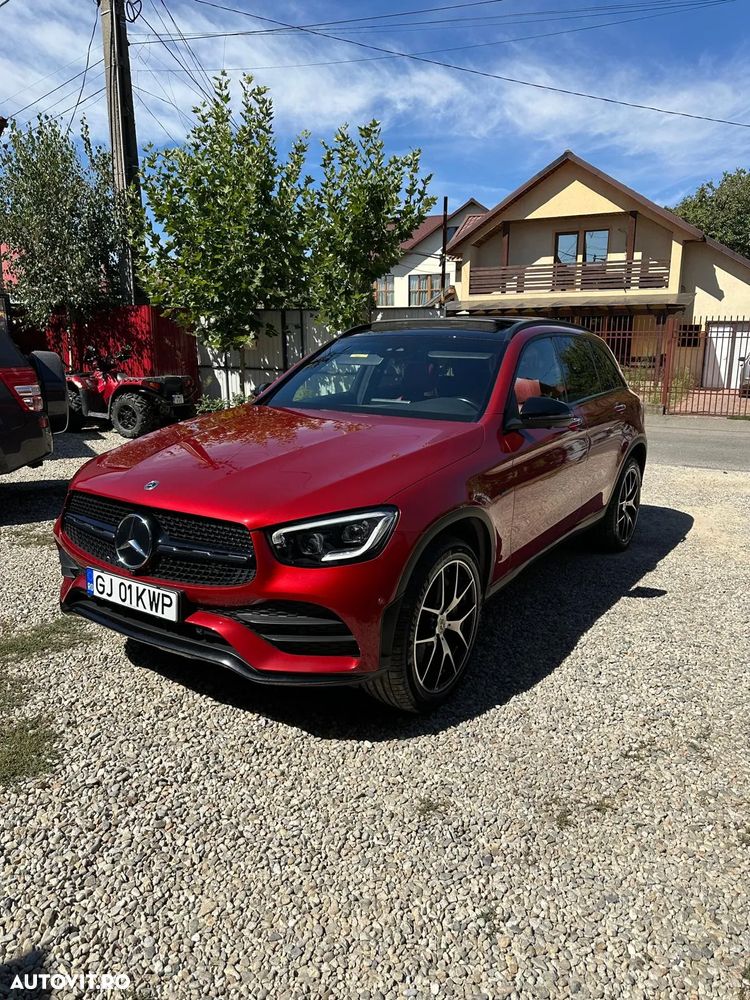 Mercedes-Benz GLC - 12