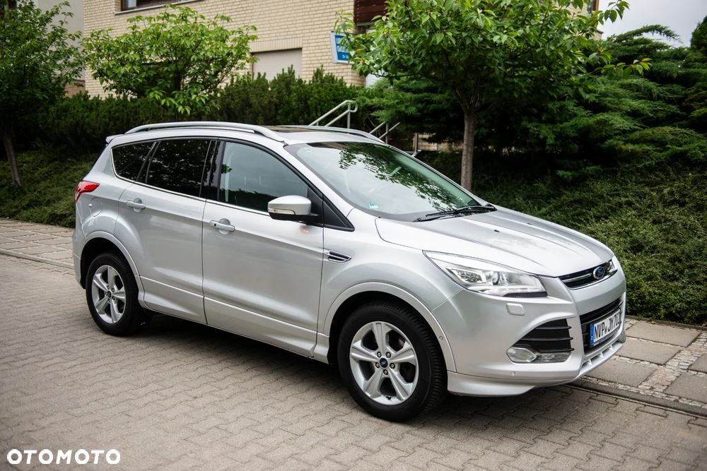Ford Kuga 2.0 TDCi 4x4 Titanium - 10