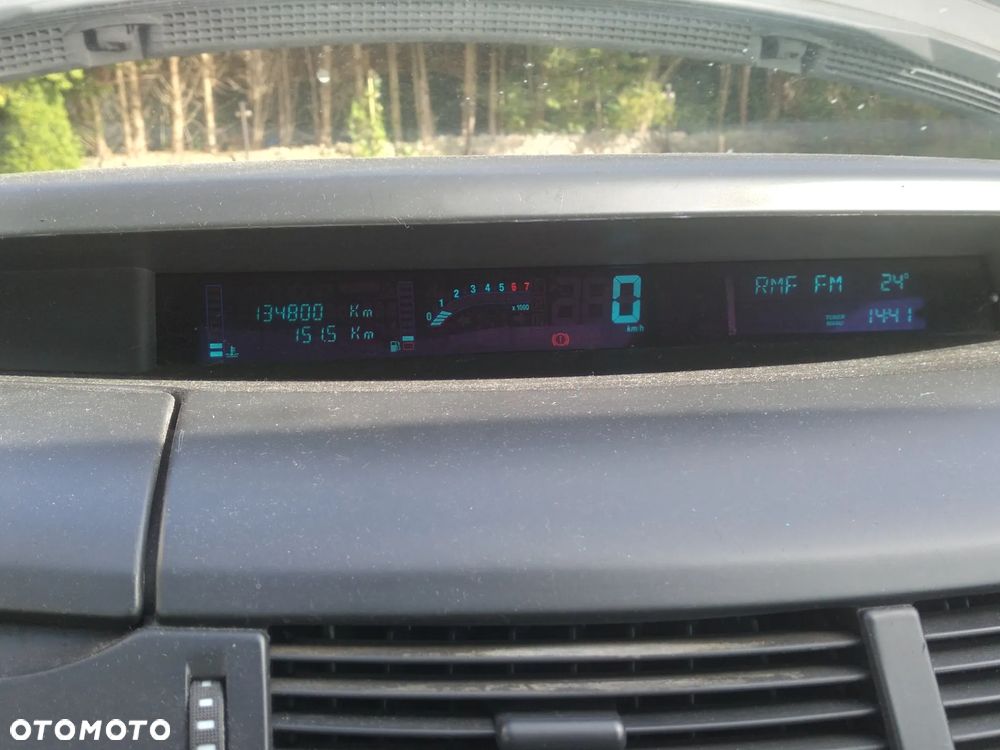 Renault Grand Espace 2.0 Authentique - 15