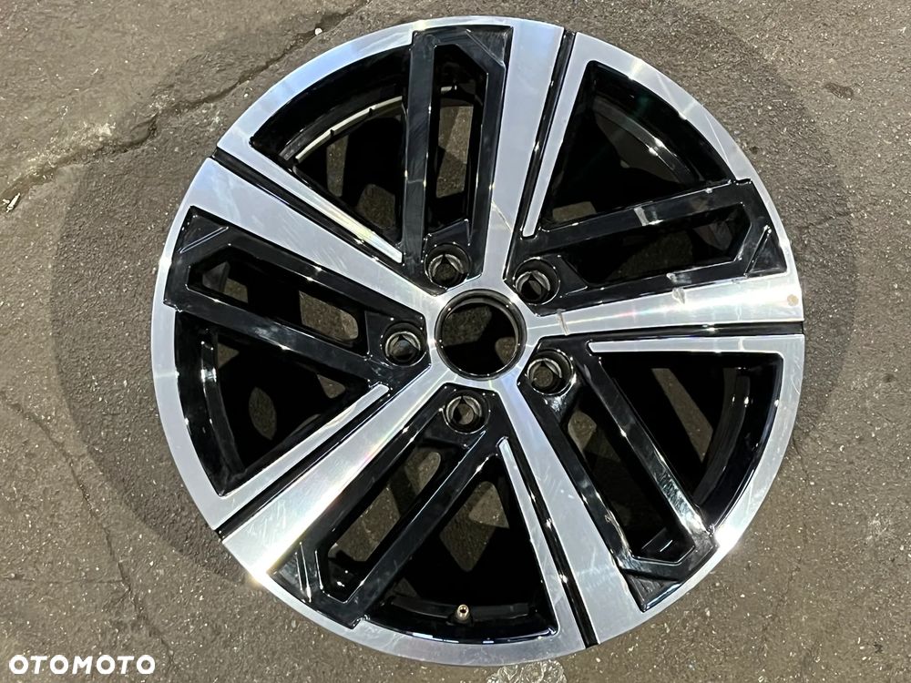 Felga VW Caddy 2k7 5x112 6,5J x 17 ET 49 2K7601025C 1szt - 1