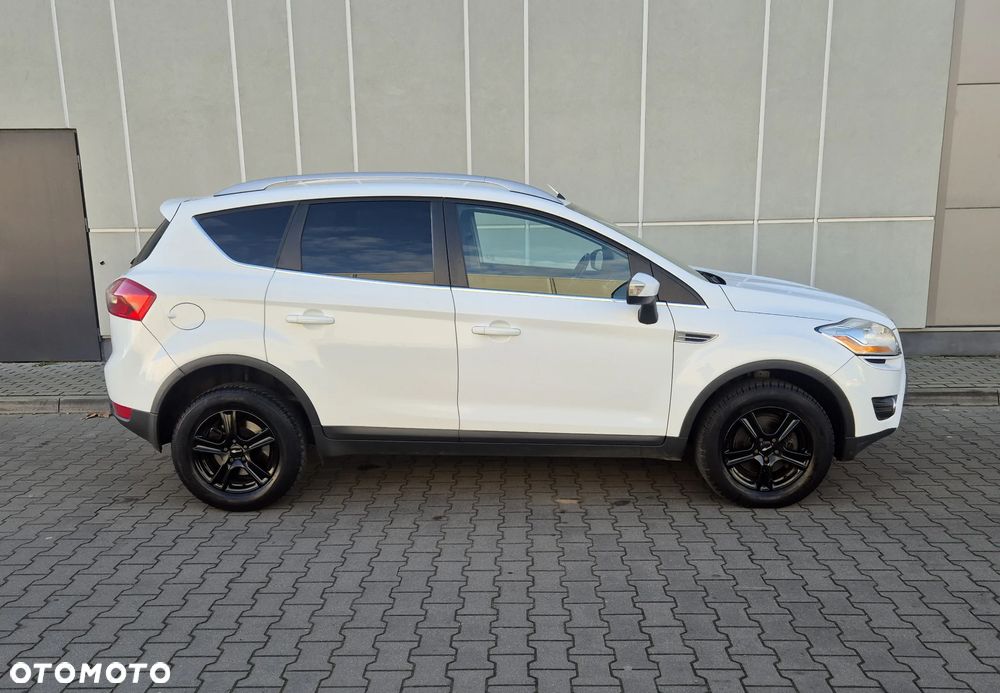 Ford Kuga 2.0 TDCi 2x4 Titanium - 5