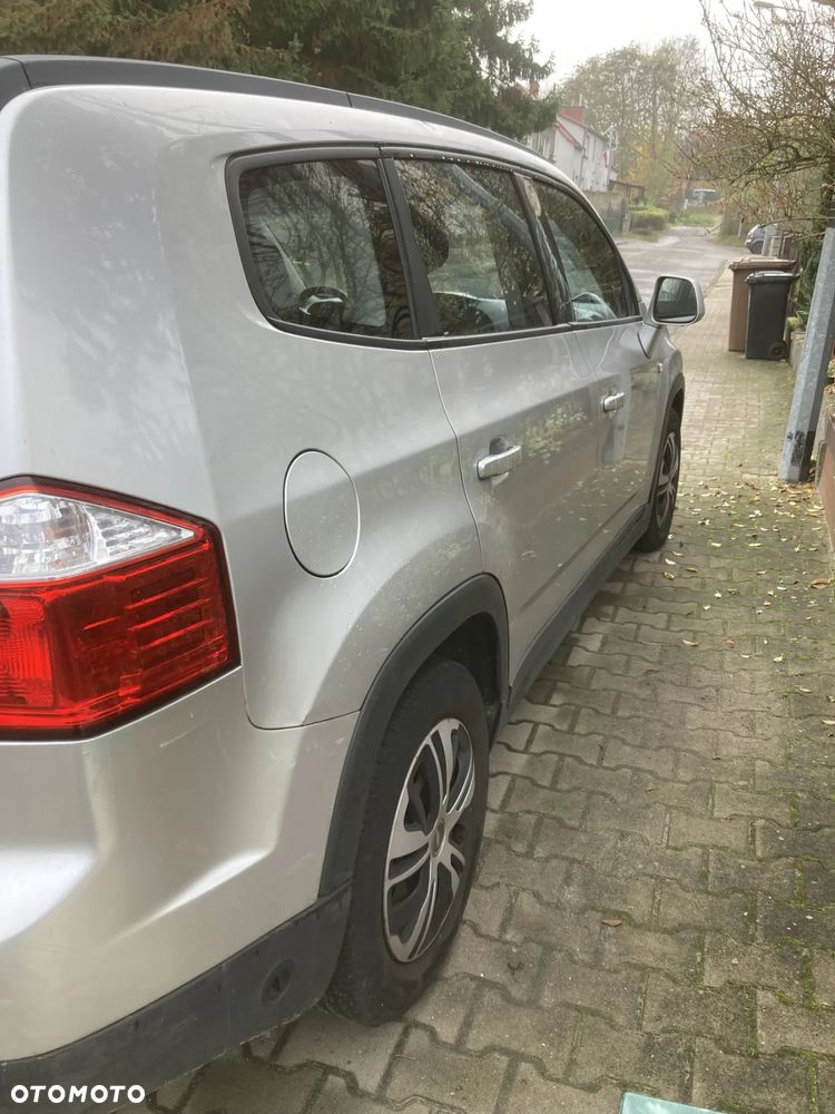 Chevrolet Orlando - 4