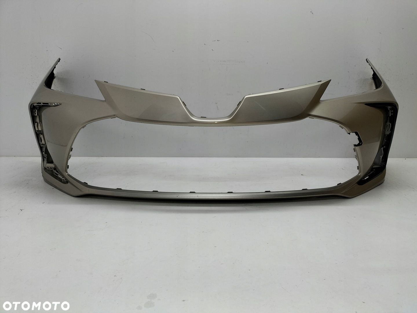Zderzak przedni przód TOYOTA COROLLA E21 18- SEDAN - 1