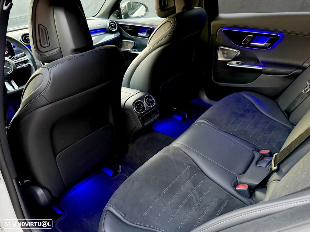 Mercedes-Benz C 300 de 4Matic T 9G-TRONIC AMG Line - 13