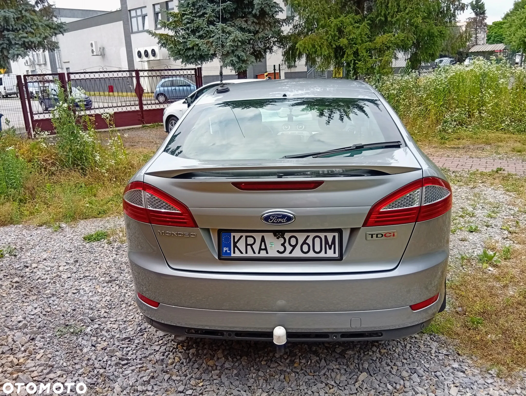 Ford Mondeo 1.8 TDCi Ghia - 4