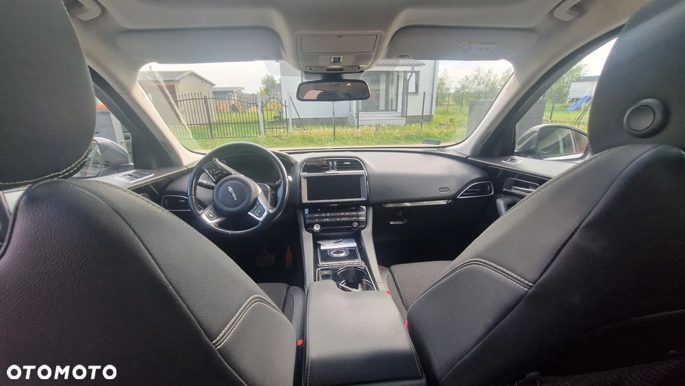 Jaguar F-Pace 2.0 i4D AWD R-Sport - 5