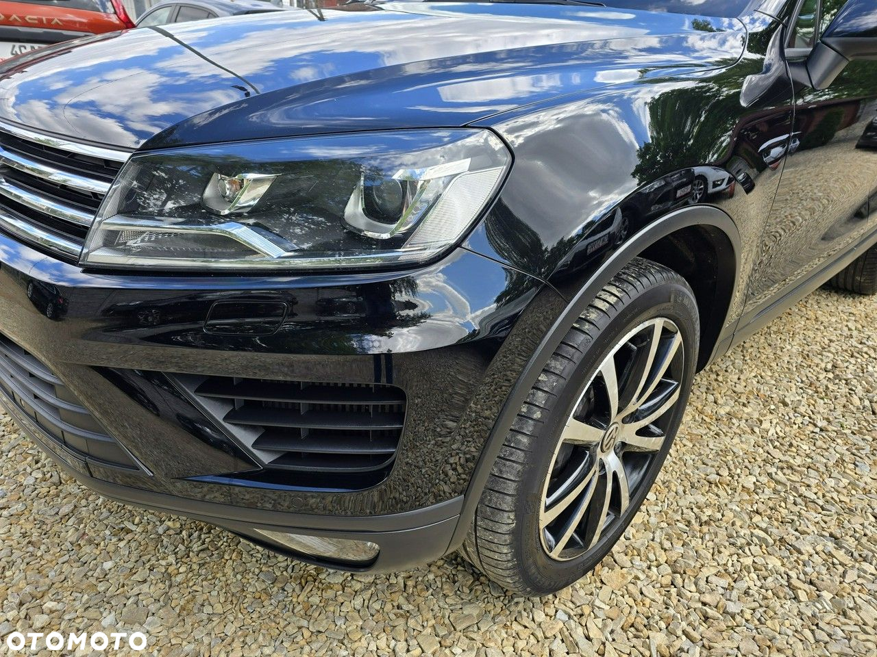 Volkswagen Touareg 3.0 V6 TDI BMT Business Line - 30