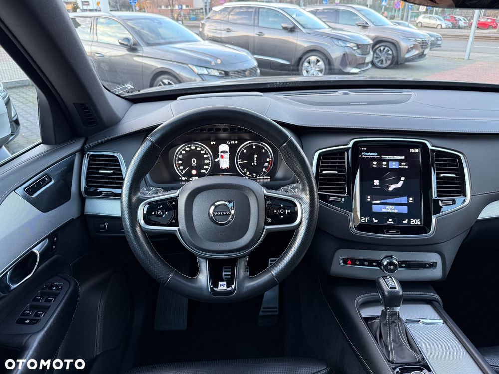 Volvo XC 90 D5 AWD R-Design - 32