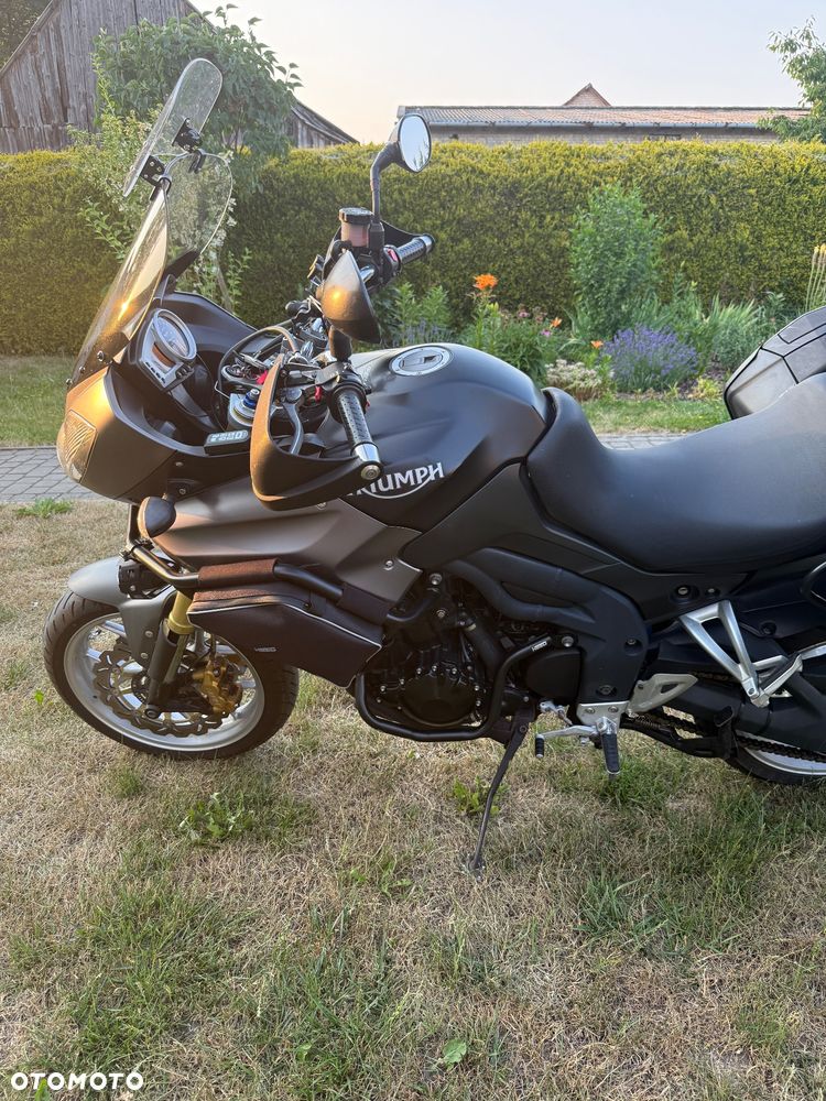 Triumph Tiger - 5