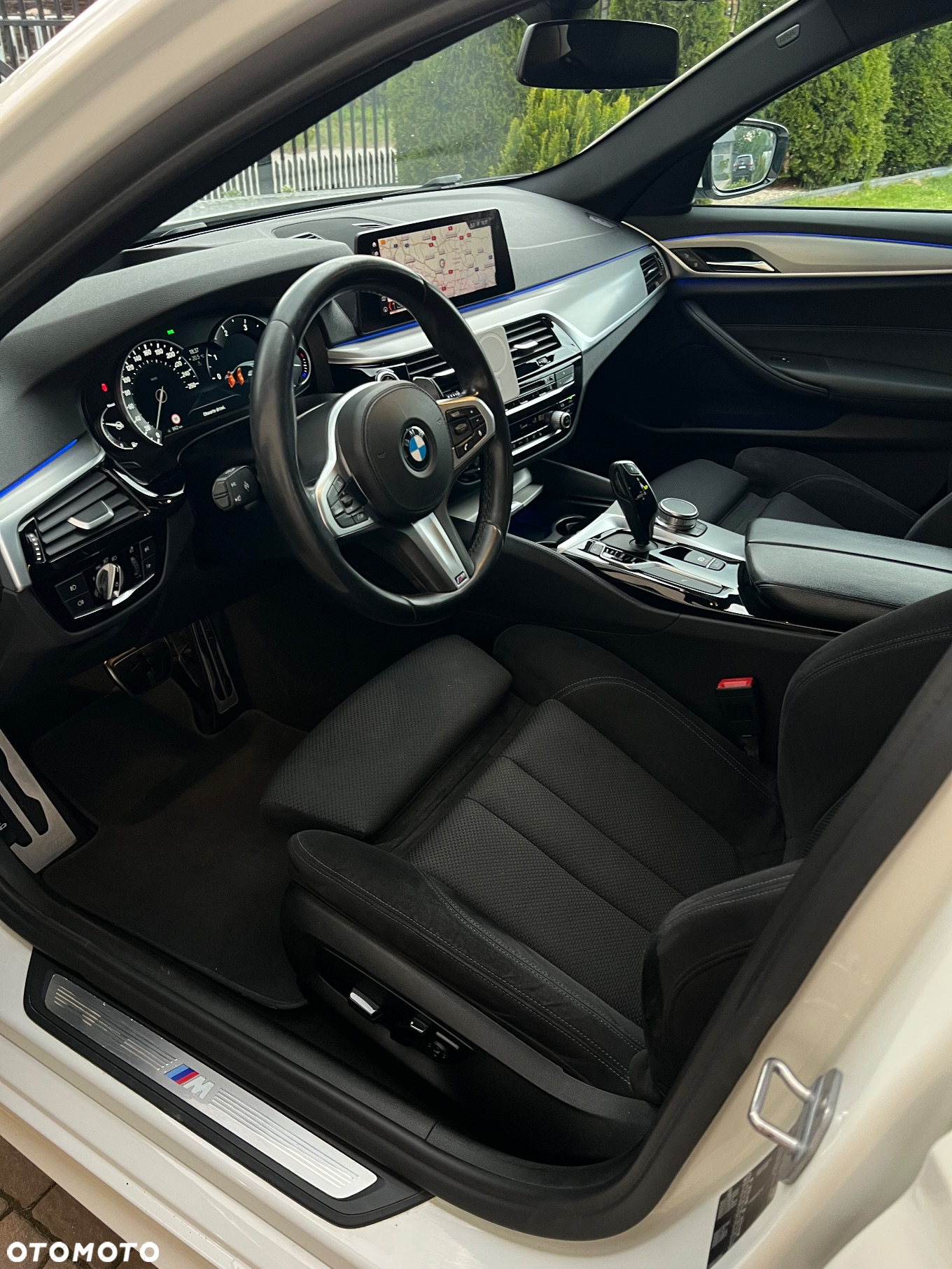 BMW Seria 5 520d Touring M Sport Edition - 21
