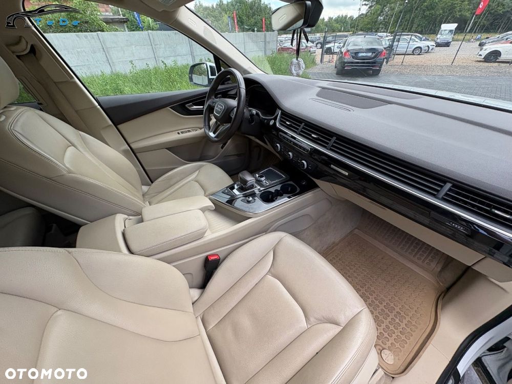 Audi Q7 3.0 TFSI Quattro Tiptronic - 37