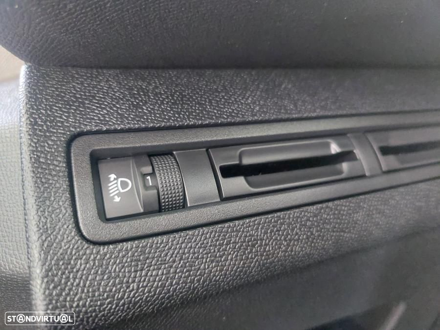 Peugeot 3008 1.5 BlueHDi Active - 14