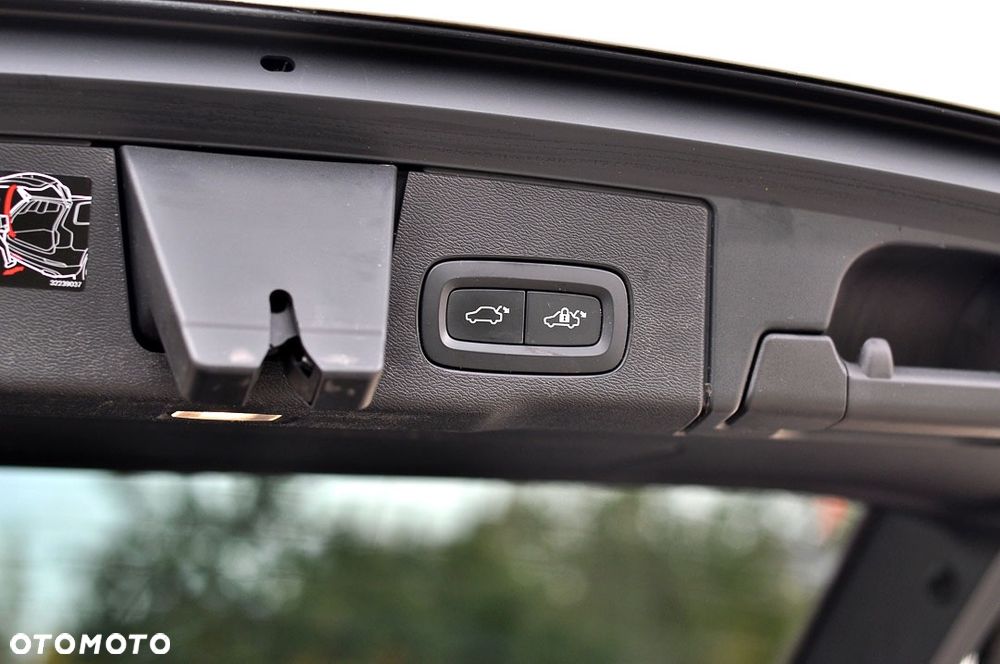 Volvo XC 60 - 18